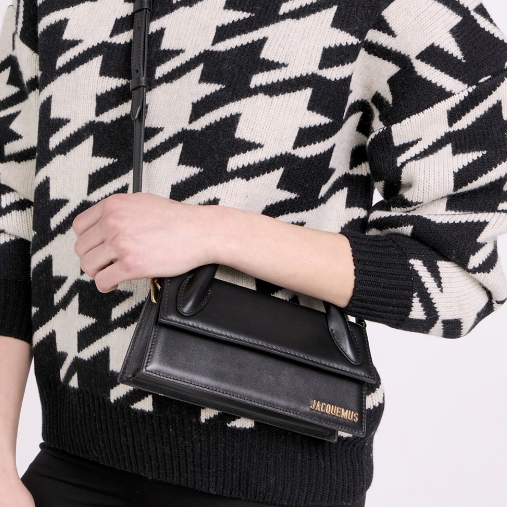 Jacquemus : Le Chiquito Long Bag